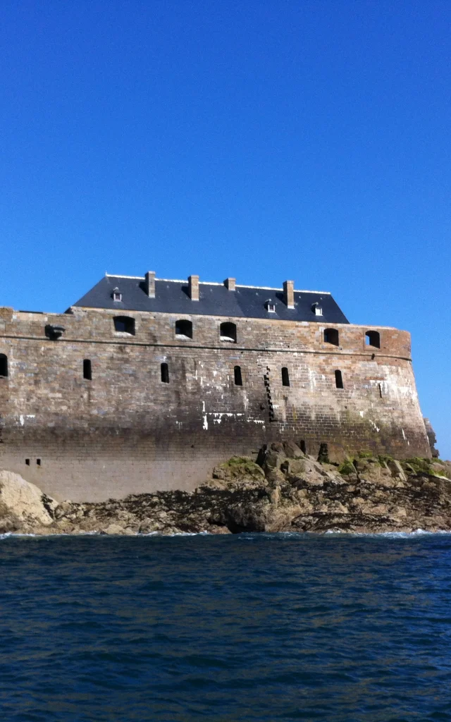 Fort De La Conchee Baie De St Malo Smbmsm 9116