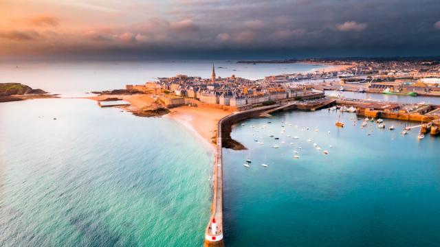 Blick Auf Saint Malo Intra Muros Von Le Mole Des Noires Saint Malo Loic Lagarde 666 1200px