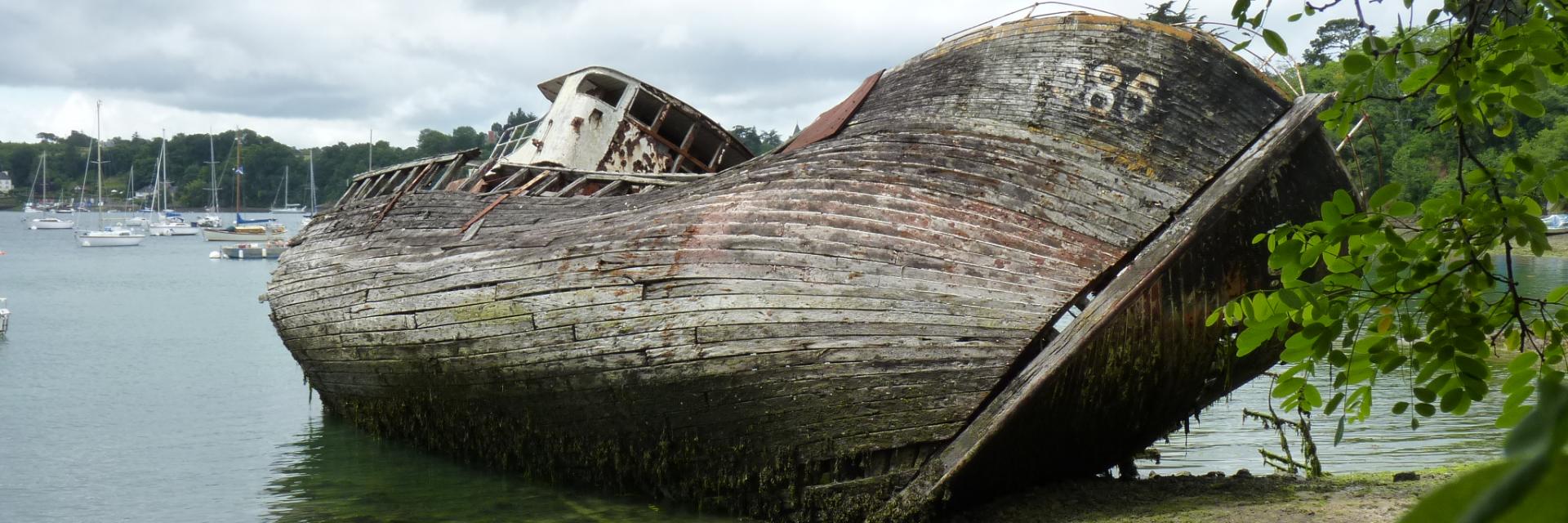 Cimetiere De Bateaux Quelmer Saint-Malo