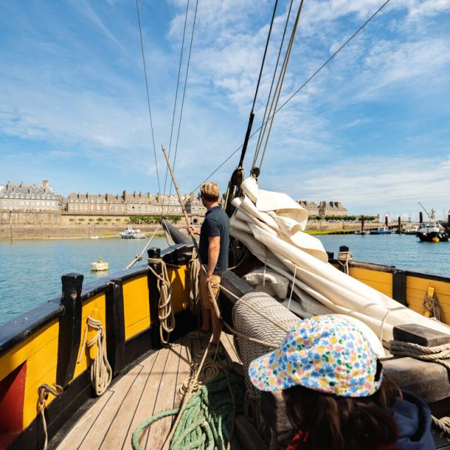Sortie A Bord Du Renard Baie De Saint Malo Thibault Poriel 5179 1200px