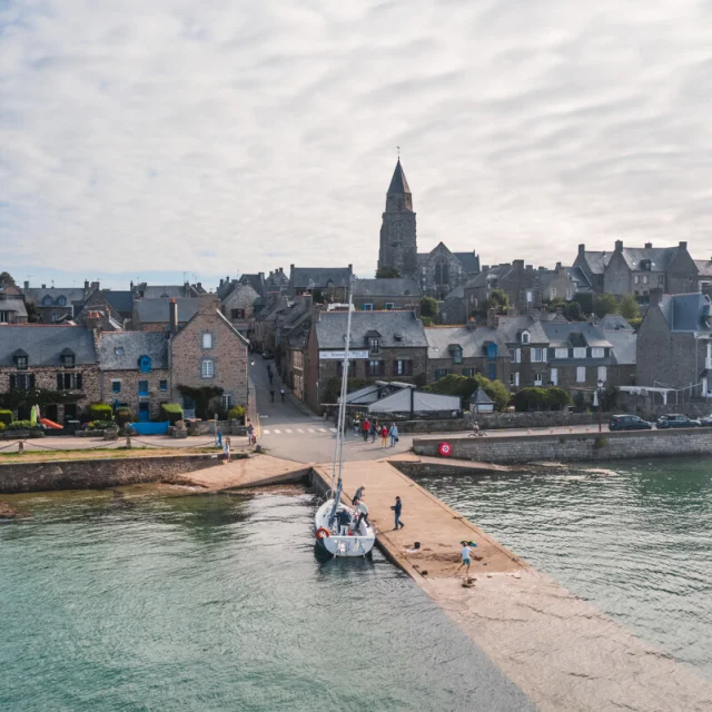 Ansicht Drone Port Saint Suliac Thibault Poriel 5168 1200px