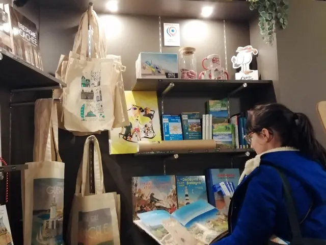 Boutique Office De Tourisme Destination Saint Malo Baie Du Mont Saint Michel Hiver 2025 3